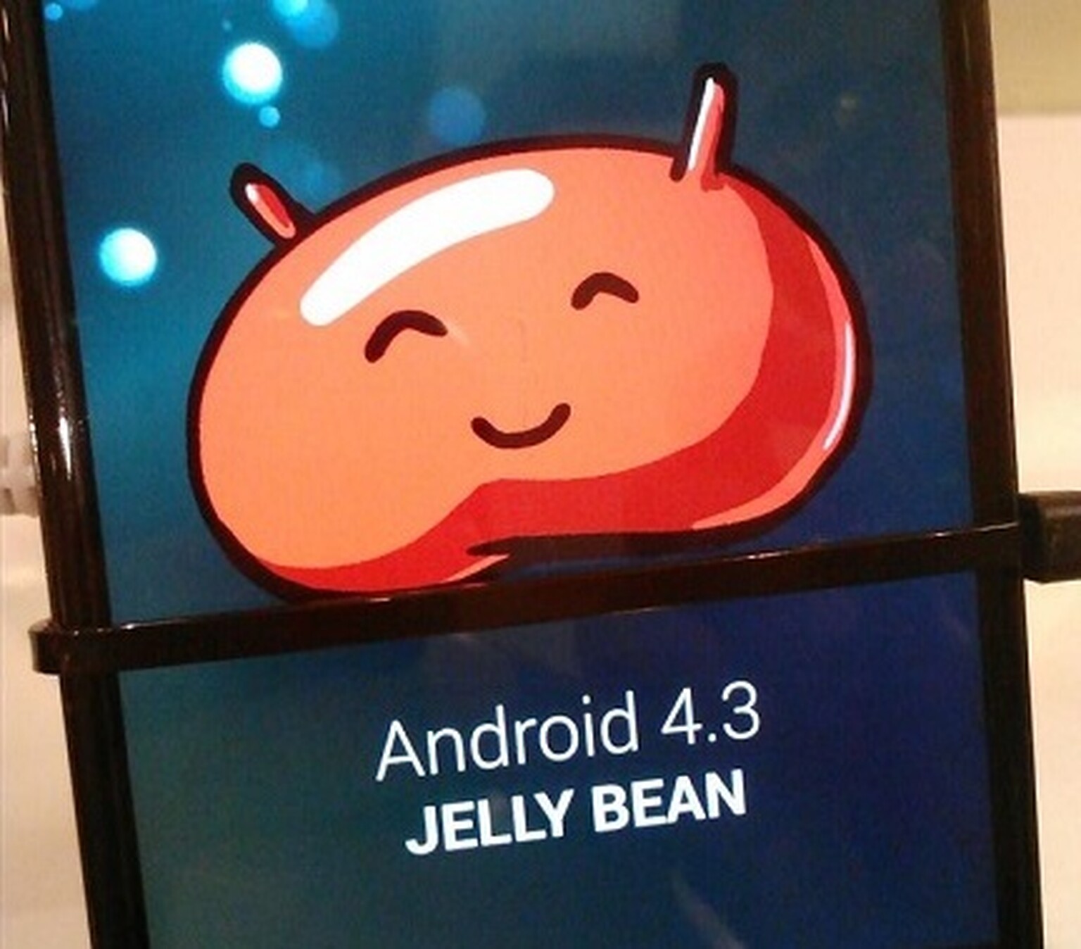 Android 4.3 caught running on a Nexus 4