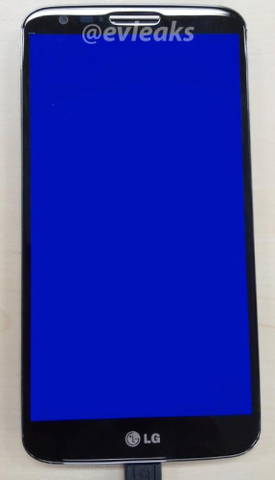 Mystery LG handset spied in leaked photo