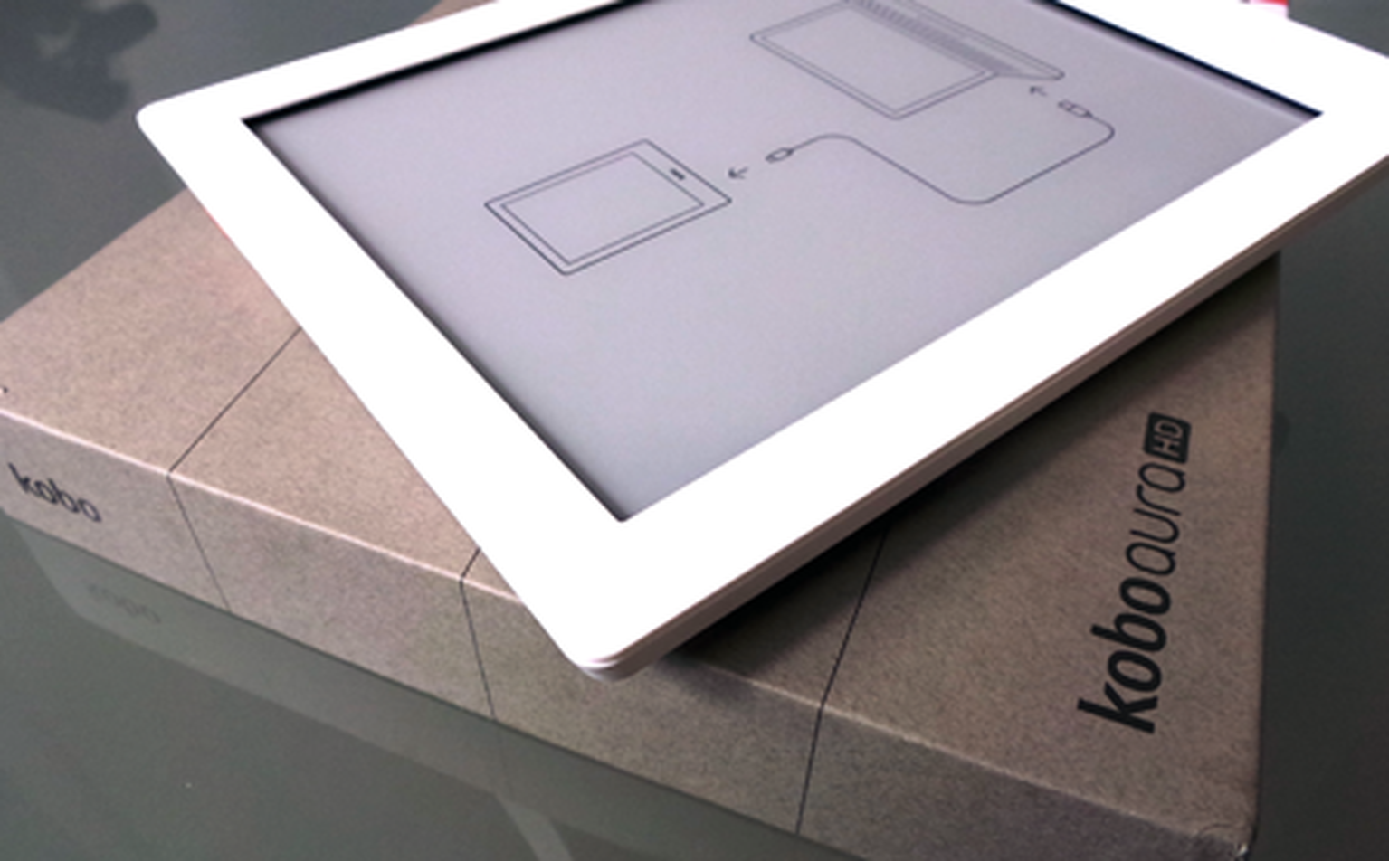 Kobo Aura HD unboxing video