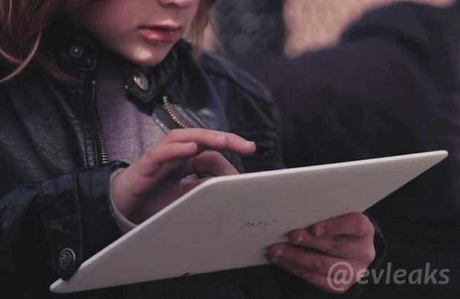HTC Windows 8 tablet on track for 2013 release?