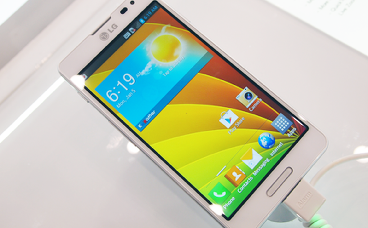 LG Optimus F7: Hands-on photos and video