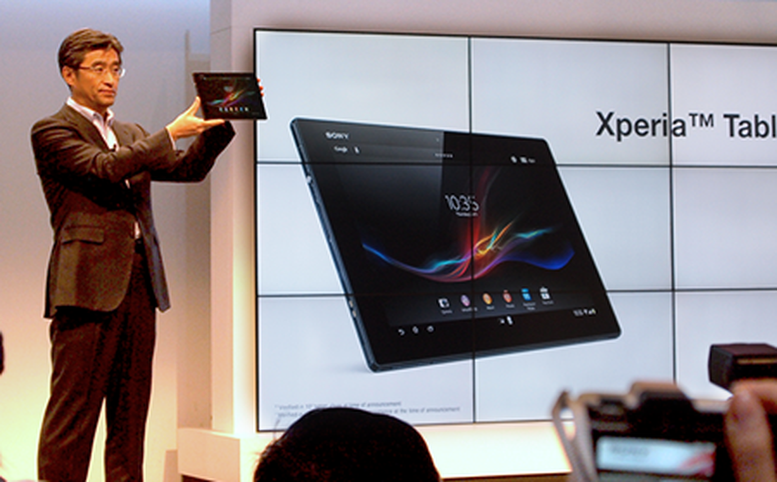 Sony gunning for third place in the global smartphone market by 2014