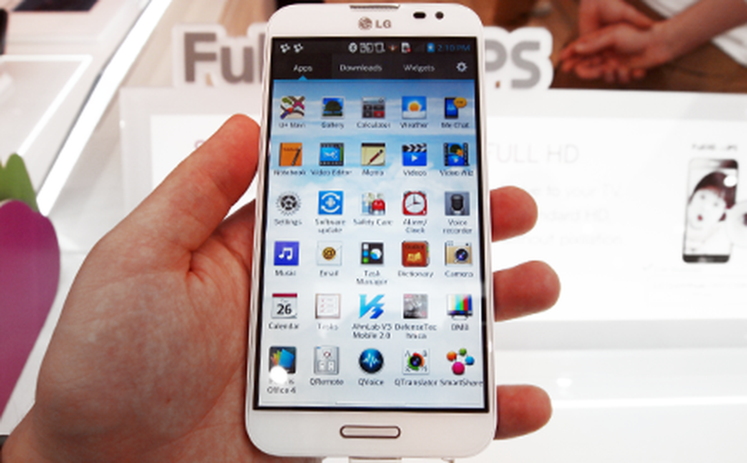 LG Optimus G Pro: Hands-on photos and video