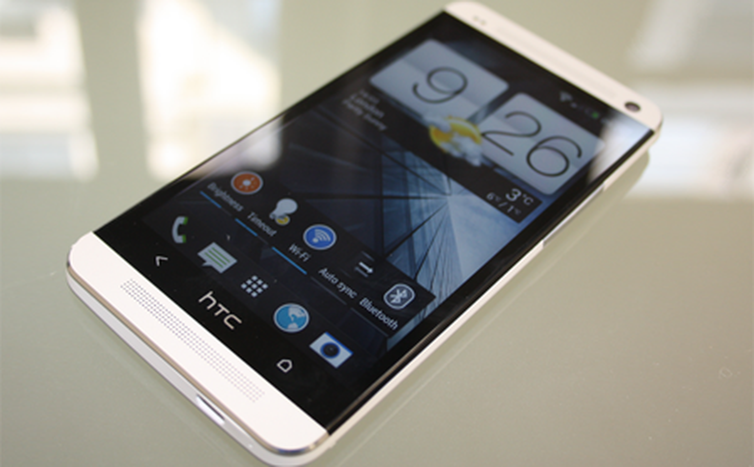 HTC One Review: In Depth