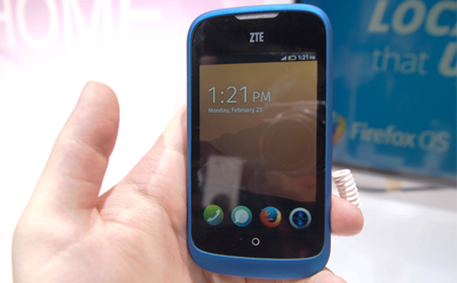 ZTE Open with Firefox OS: Hands-on photos and video