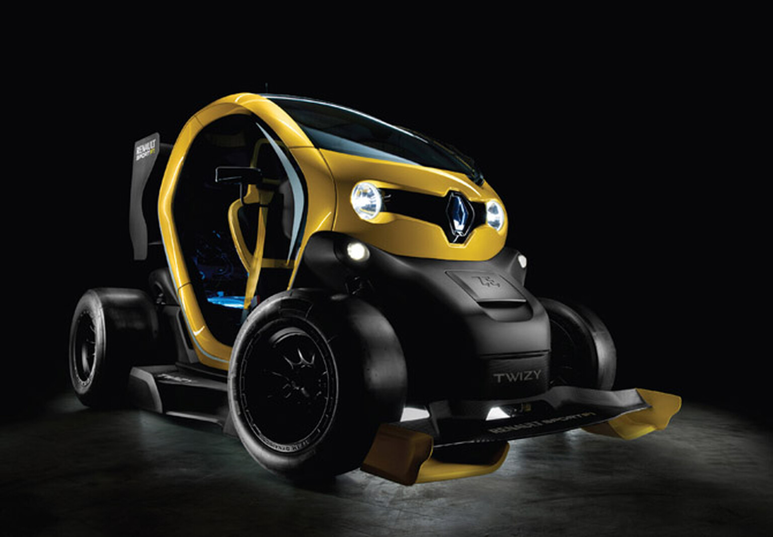 Twizy Renault Sport F1 pictures reveal a fast, KERS-powered mini monster