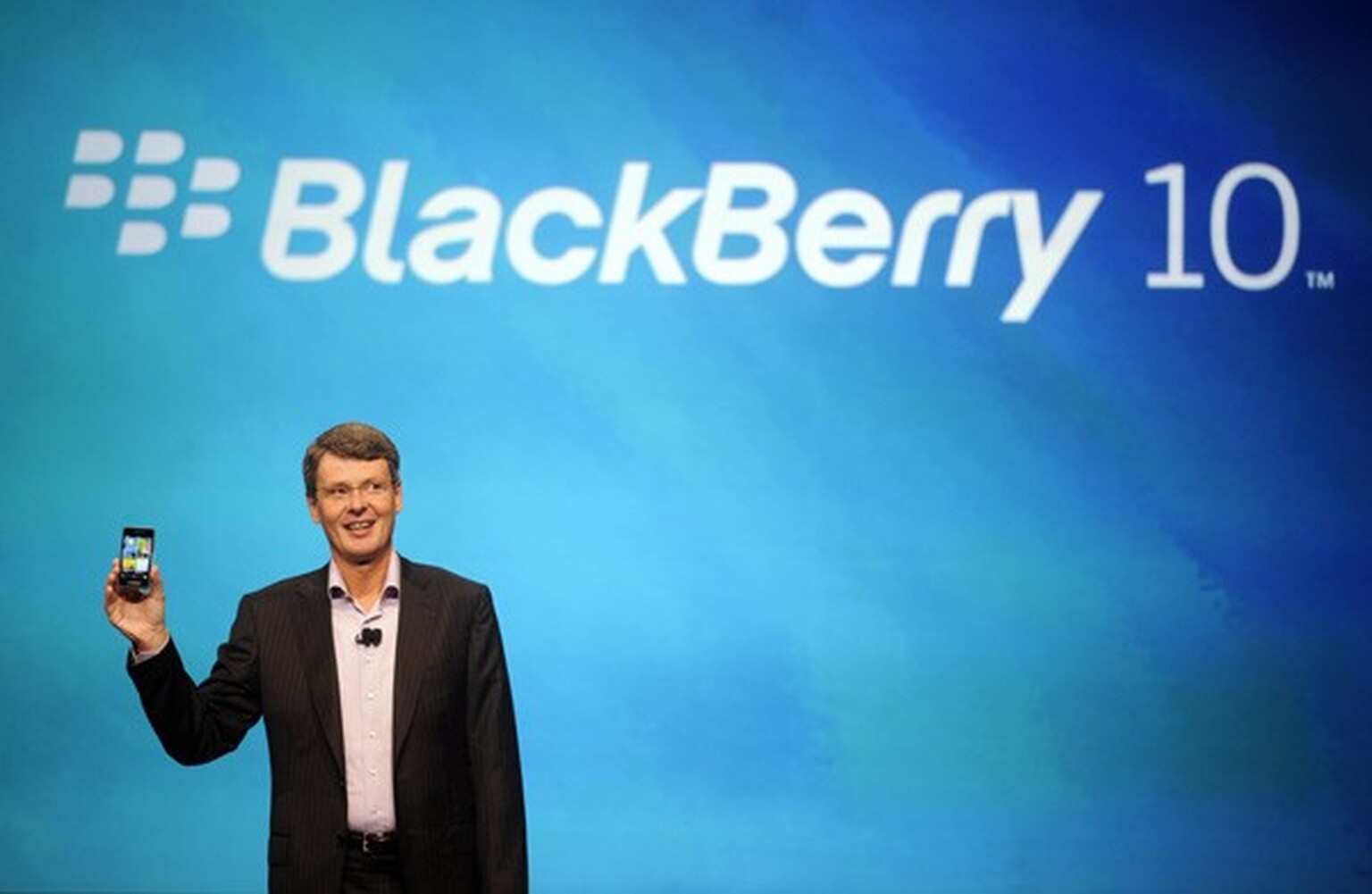 First Blackberry 10 devices to arrive no later than 3rd March 2013?