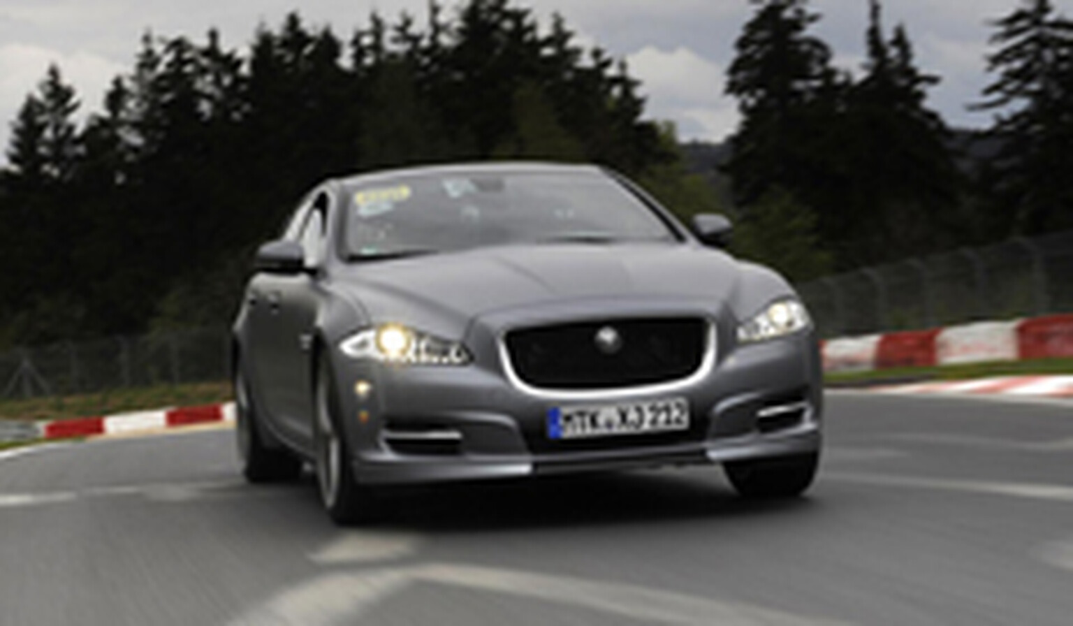 Jaguar XJ Supersport becomes a high speed Nurburgring taxi