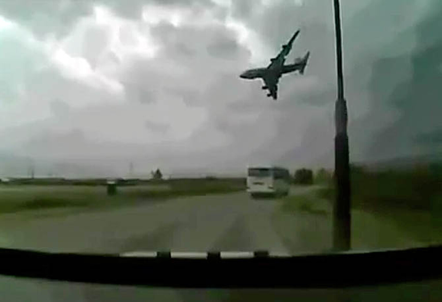 Dash cam video shows Boeing 747 crash at Bagram air base