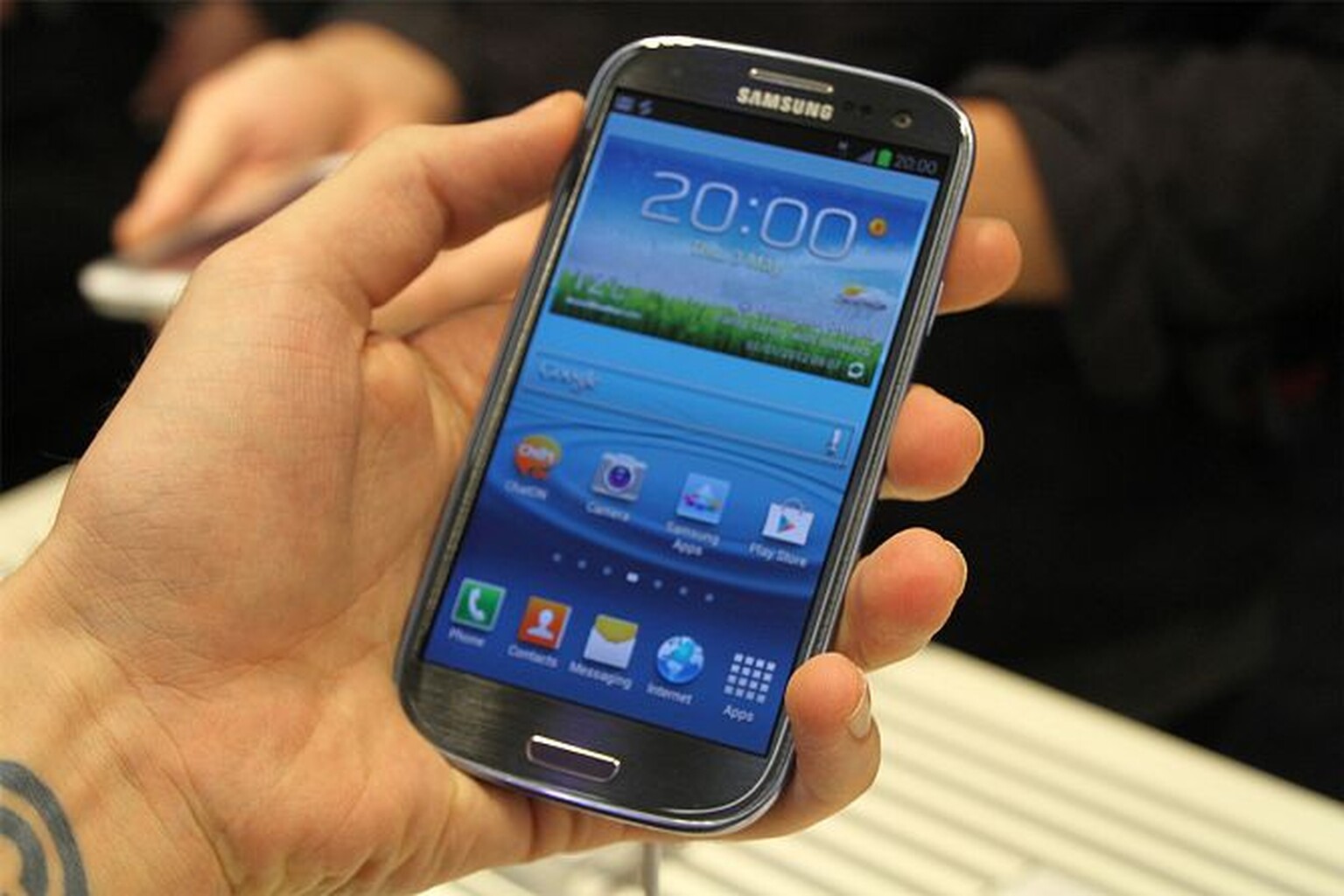 Try the Samsung Galaxy S3 this weekend