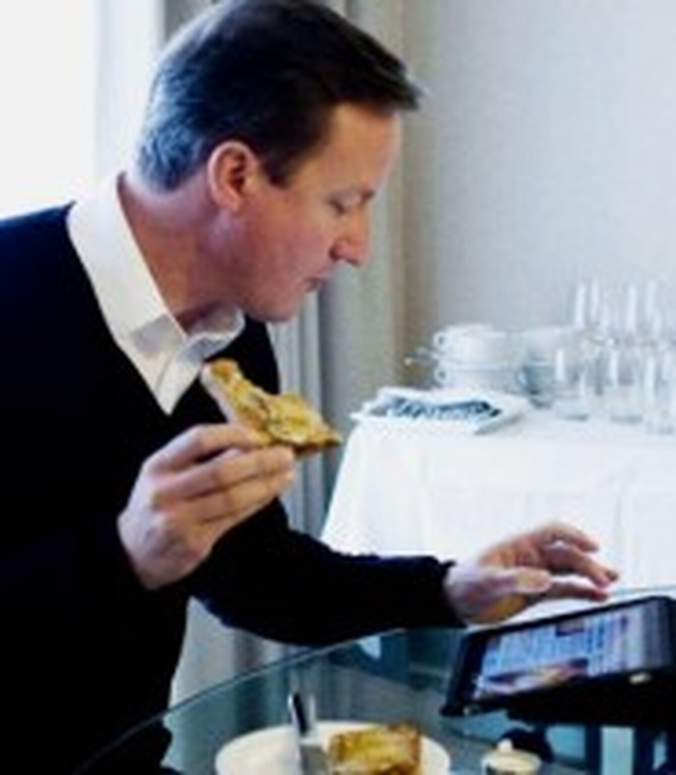 650 Apple iPads to be given to British MPs