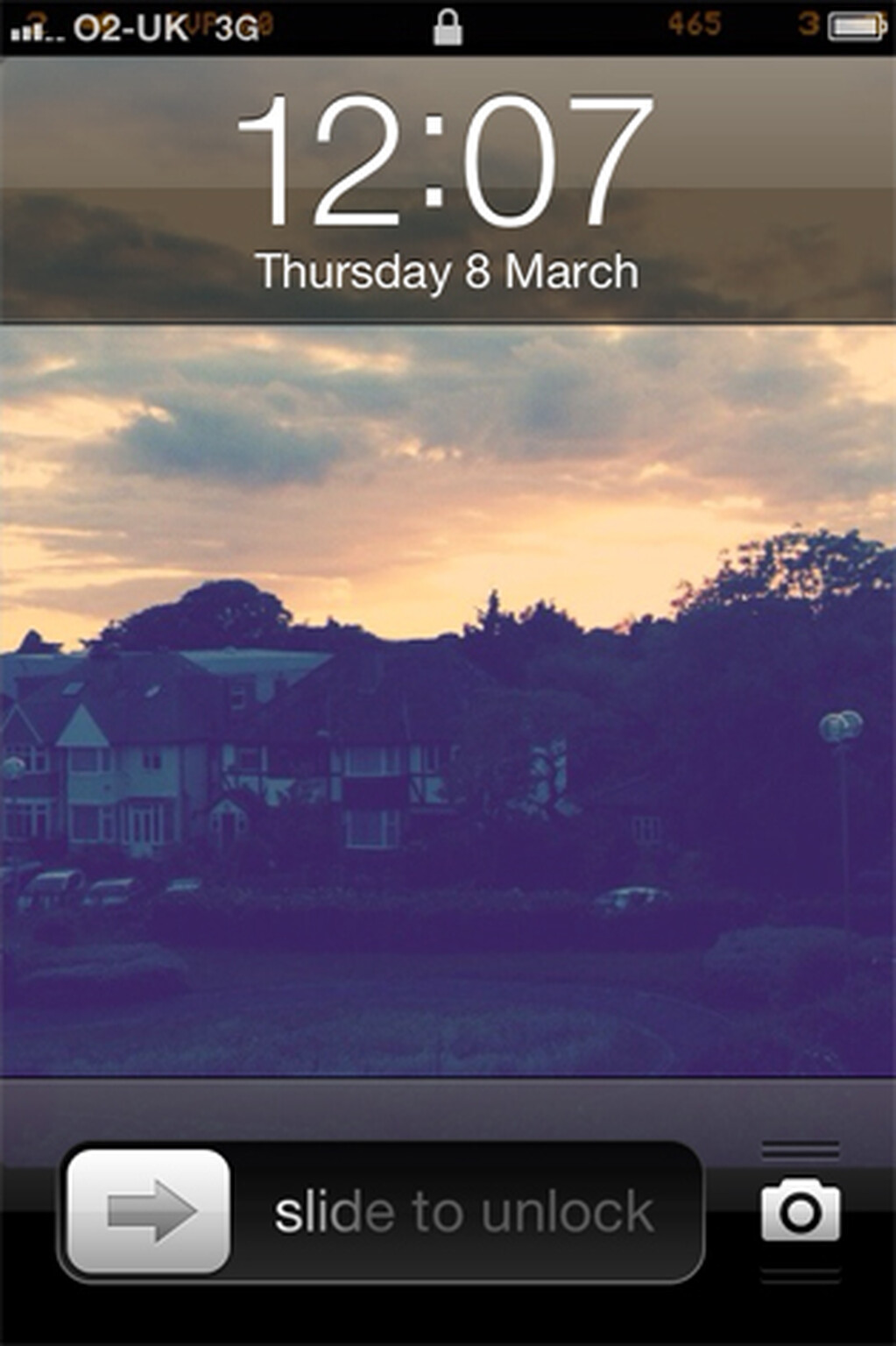 iOS 5.1 update for iPhones and iPad: Japanese Siri, improved battery life, camera slider