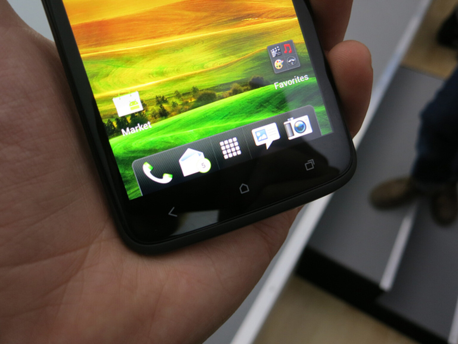 HTC One X: Hands-on video