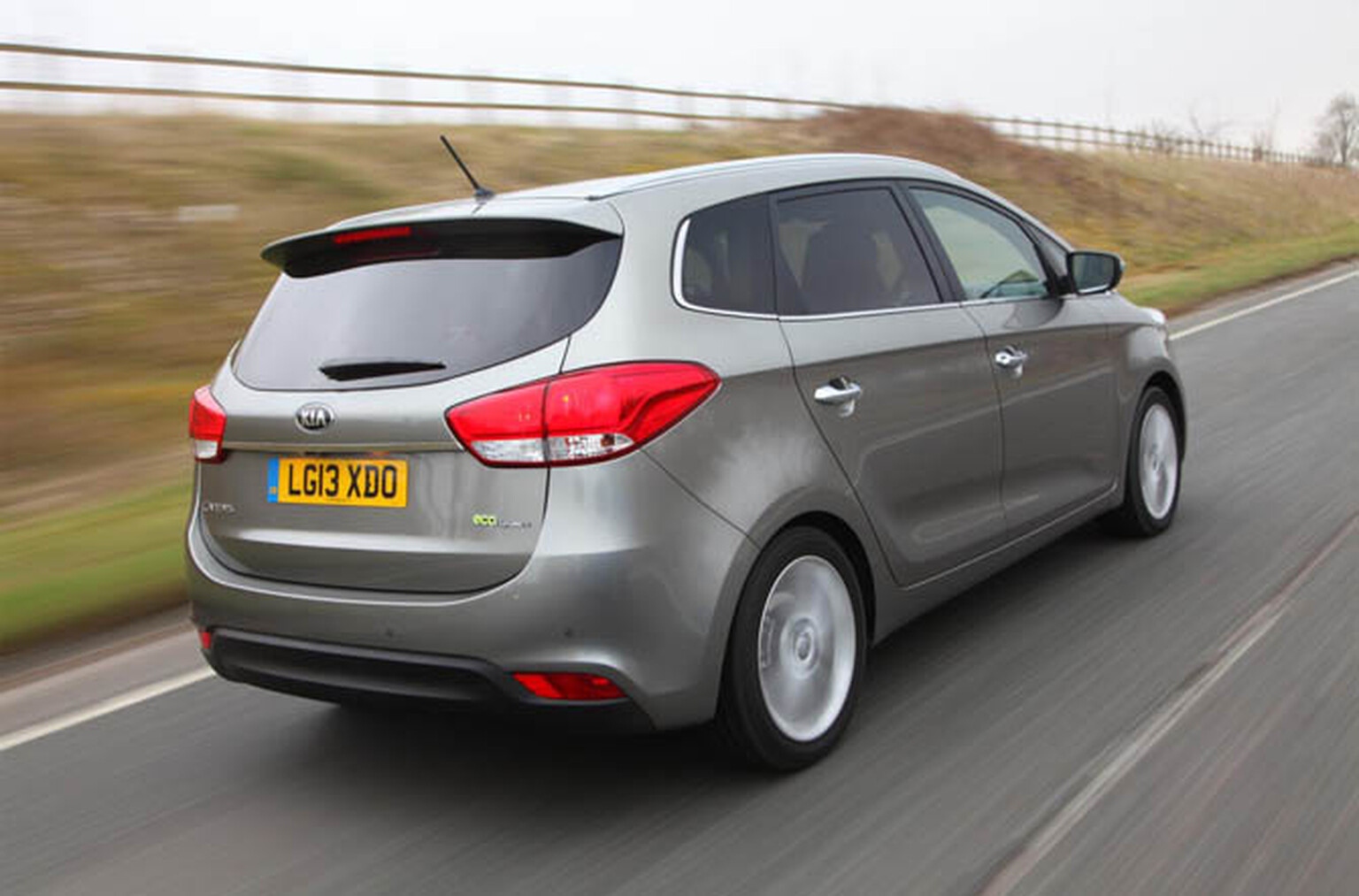 Kia recalls 25,000 cars amid brake light concerns