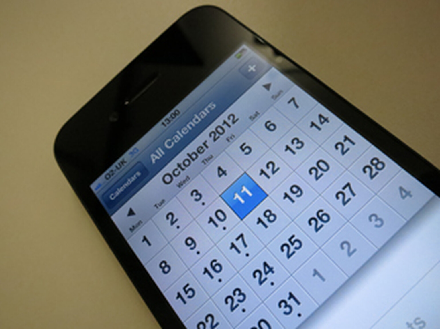 iPhone 5 release pushed back to September-October according to suppliers