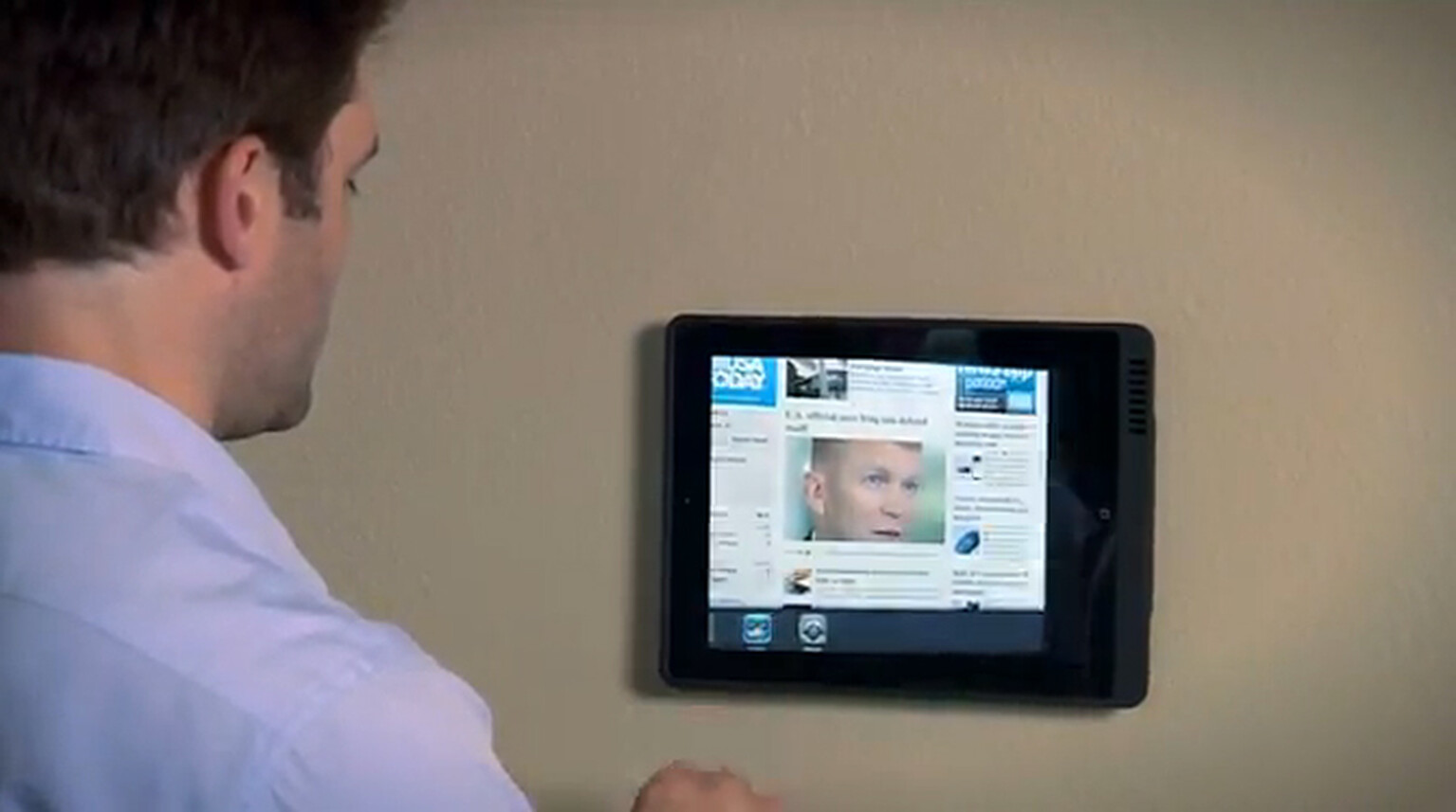 LaunchPort for iPad 2: Charge wirelessly a la the Palm Pre's Touchstone