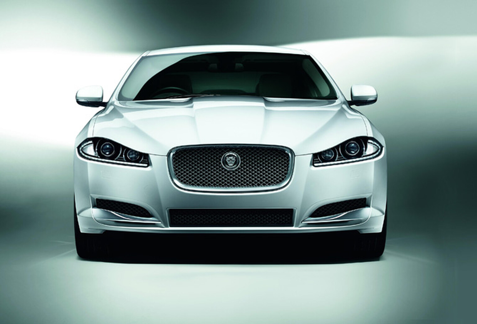 2014 Jaguar XF has higher MPG, lower CO2, better BIK