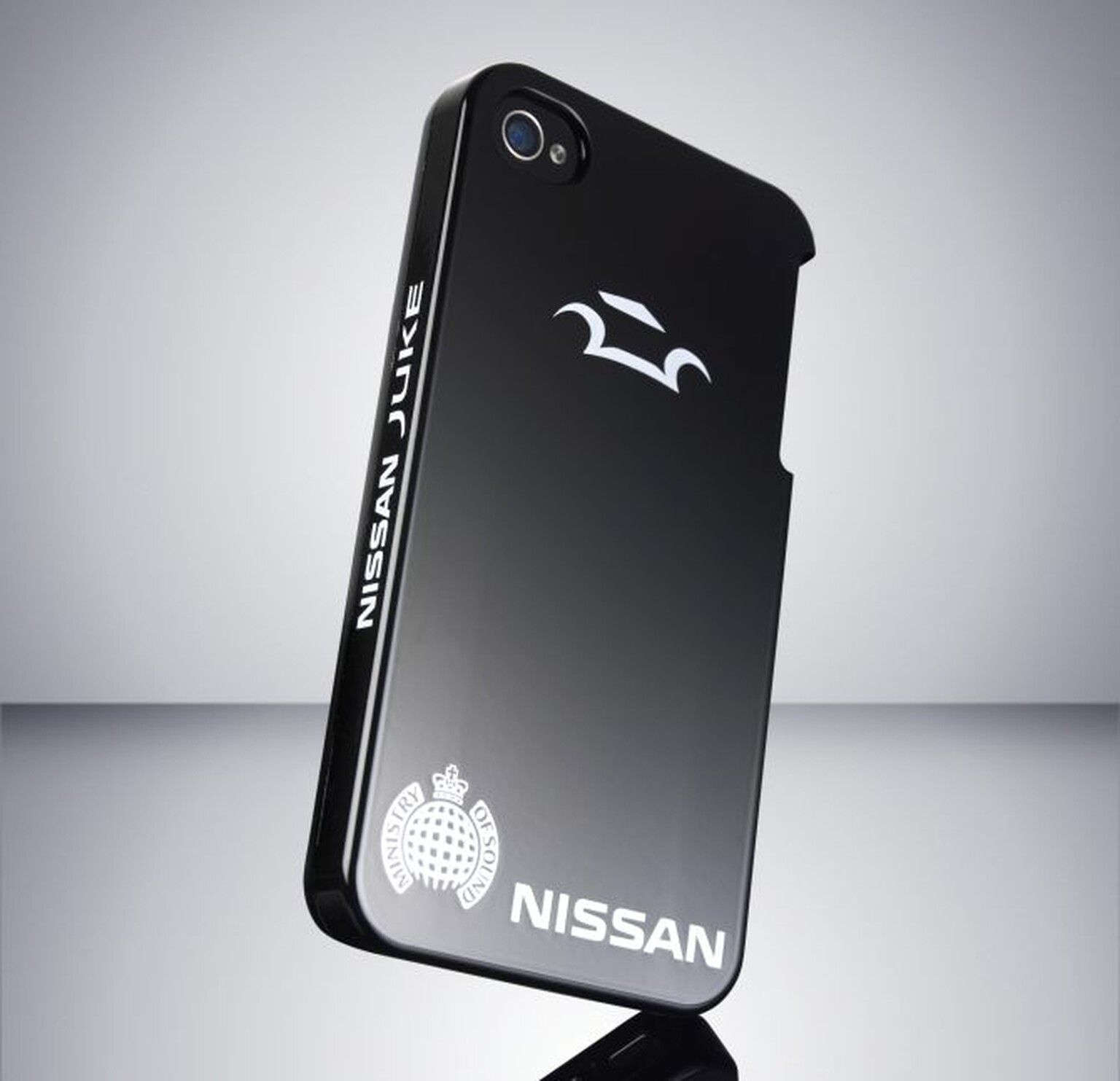 Nissan introduces world’s first self-healing iPhone case