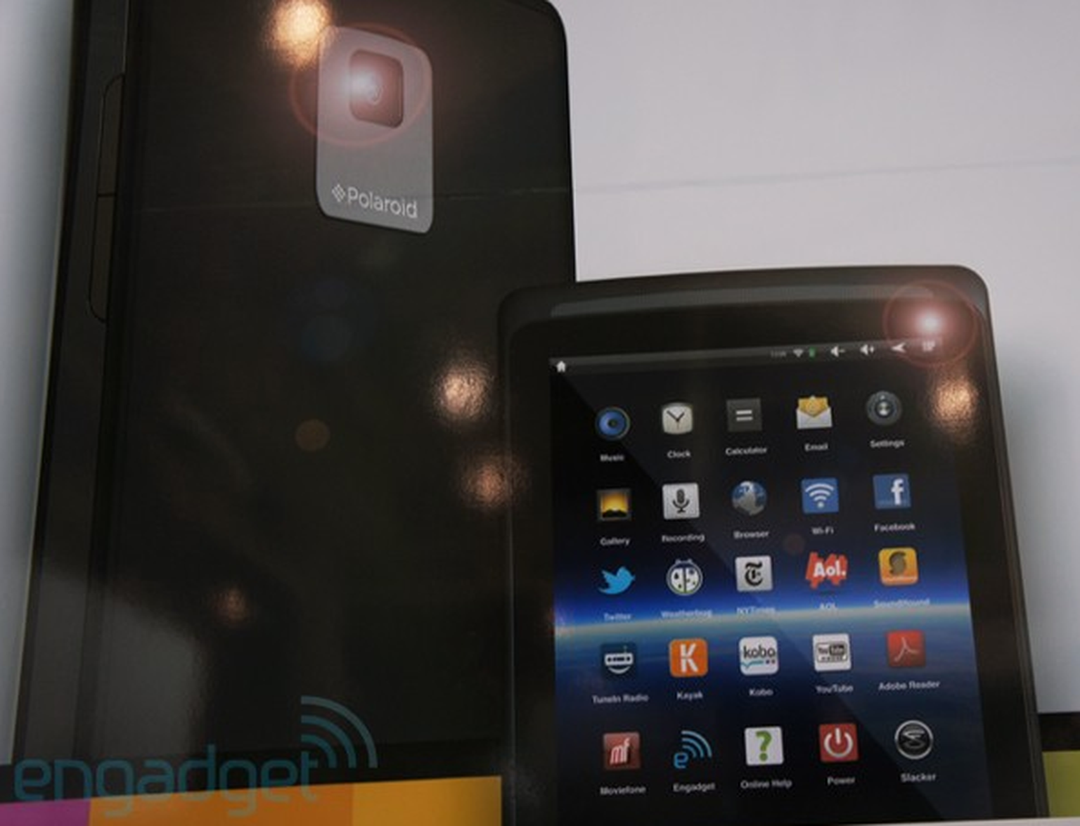 Could Polaroid be launching a tablet and colour screen e-reader at CES?