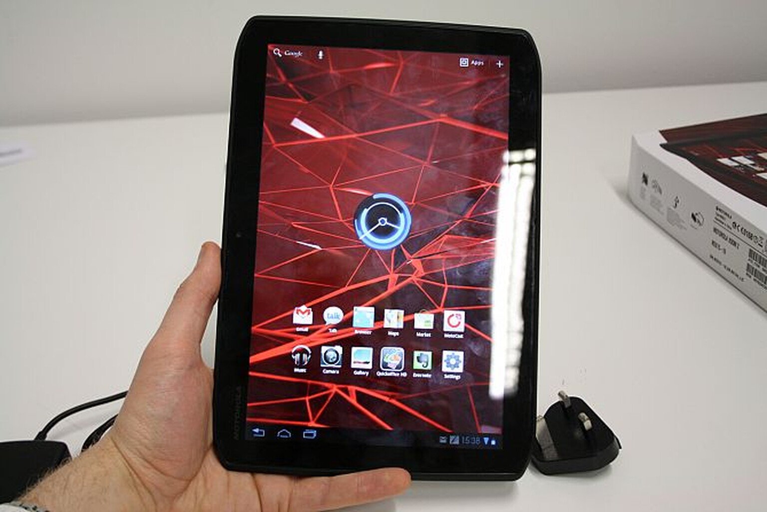 Motorola reaffirms its Ice Cream Sandwich intentions, sheds light on the Android upgrade process