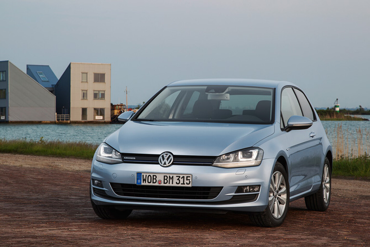 Volkswagen Golf BlueMotion Review