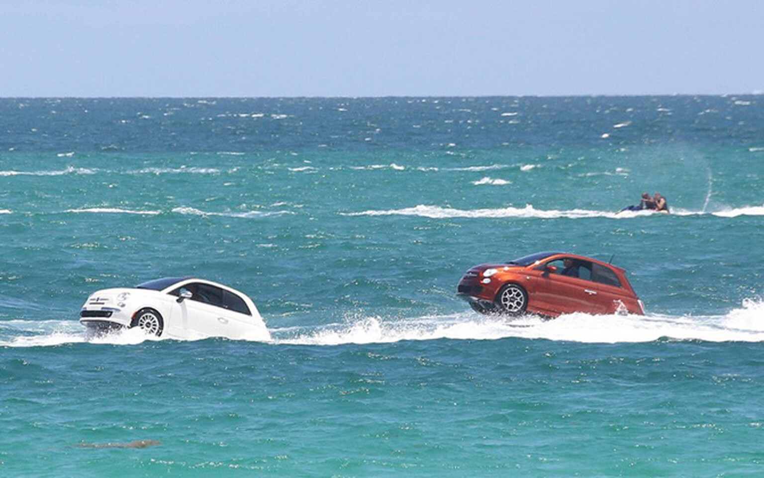 Fiat 500s spotted 'swimming' through Miami seas