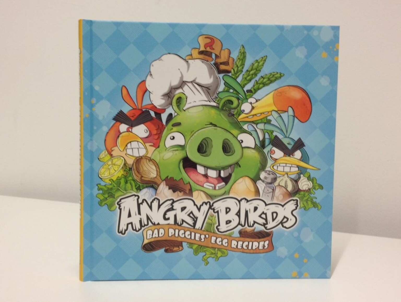 Rovio launches Angry Birds cookbook