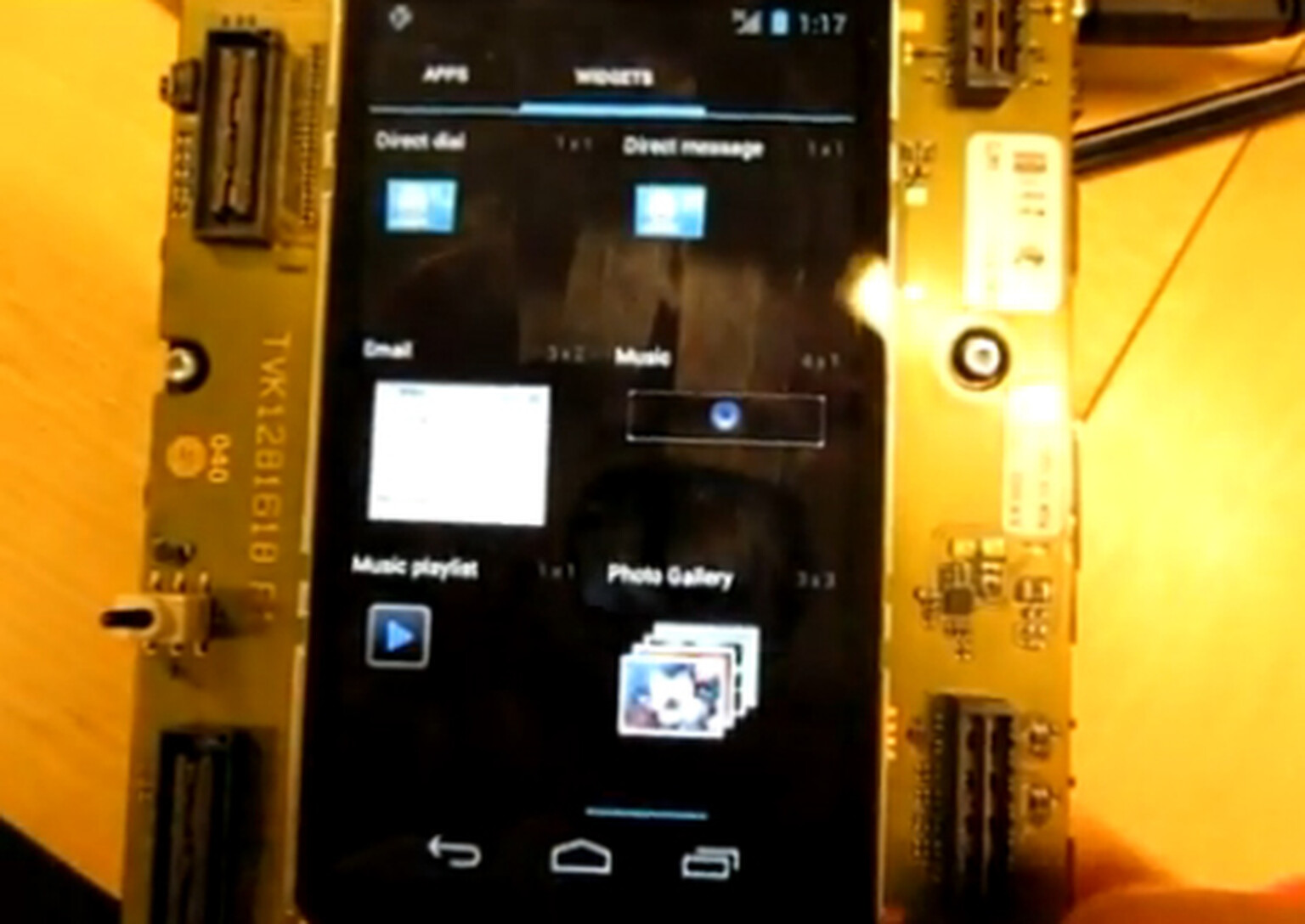 Sony Ericsson Nypon LT22i leaked: qHD display, 1GHz dual-core chip, Ice Cream Sandwich