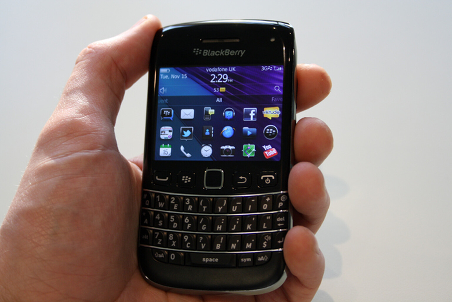 BlackBerry Bold 9790: Hands-on pictures, video and first impressions
