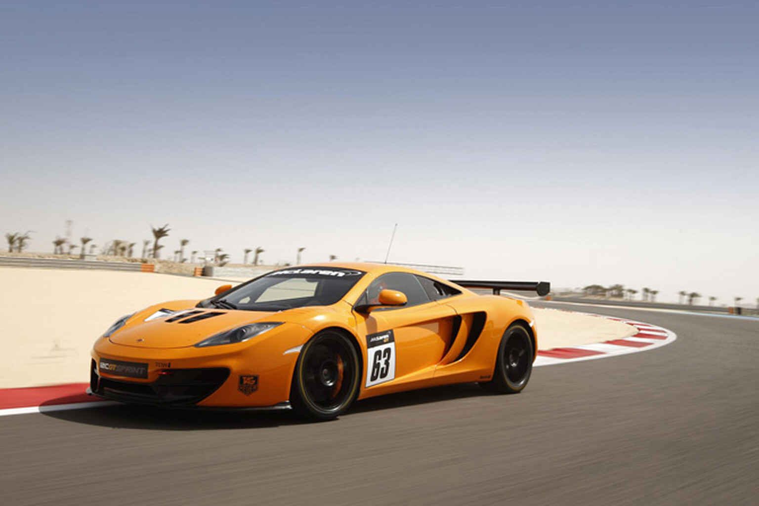 McLaren 12C GT Sprint Edition is so badass it's not even street legal