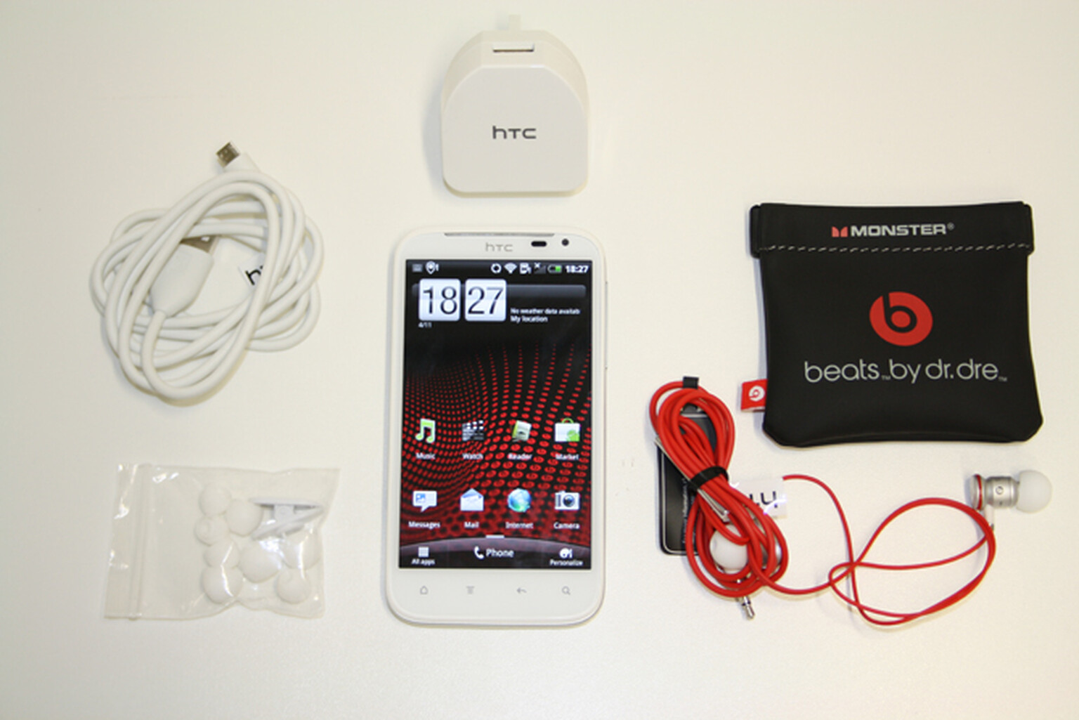 HTC Sensation XL: What's in the box?