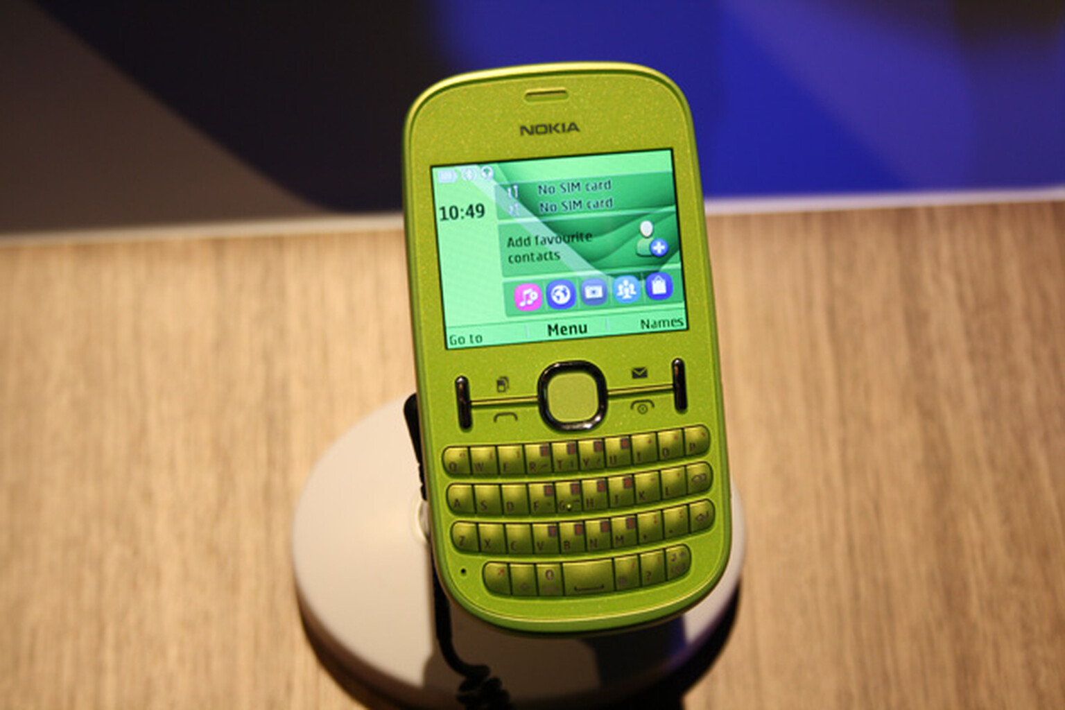 Nokia Asha 200 and Nokia Asha 201: hands-on and first impressions