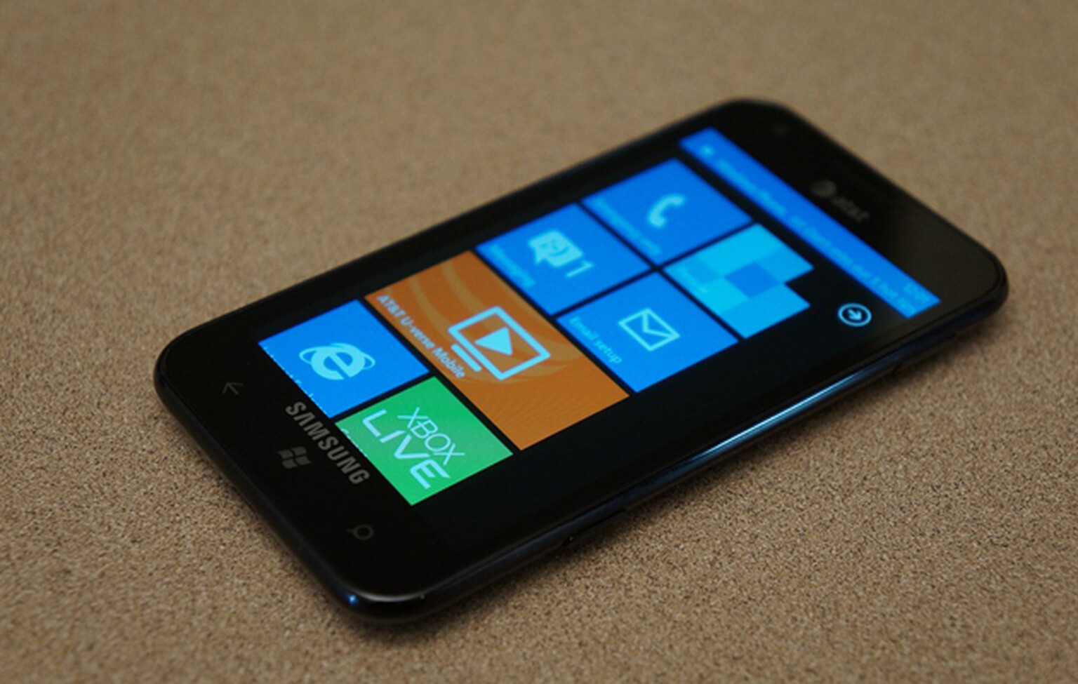 Samsung Focus S and Focus Flash (Omnia W?) Windows Phone pics emerge
