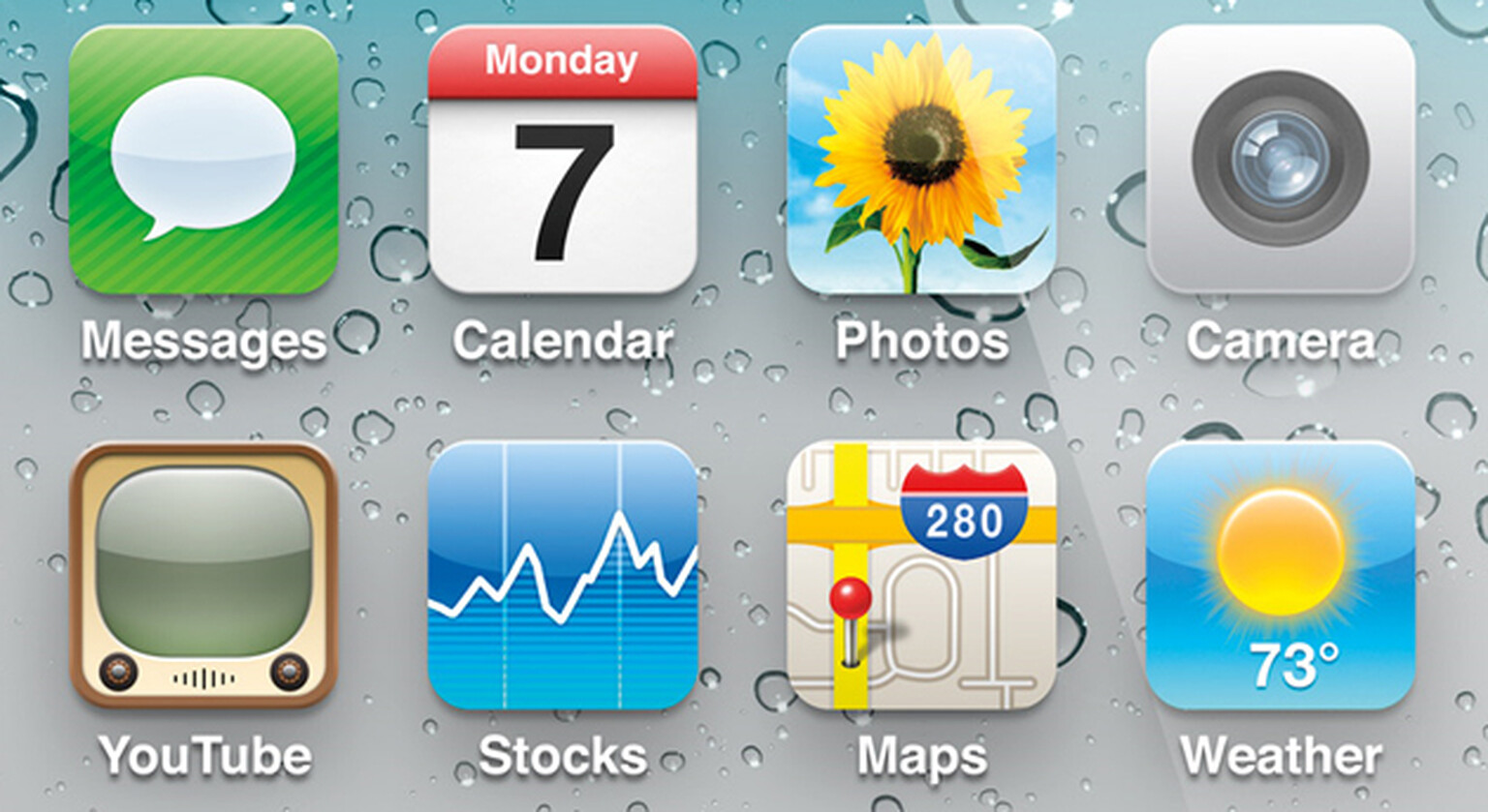 Apple iPhone 4S launch: The day in numbers