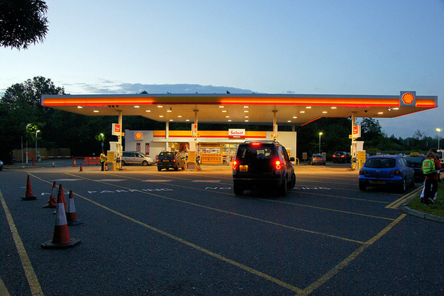 Driving further for cheaper petrol a waste of time