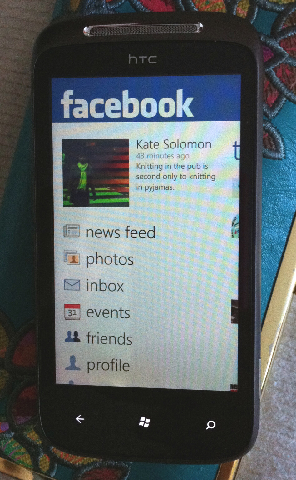 Facebook for Windows Phone 7 released: More Facebook features to play with