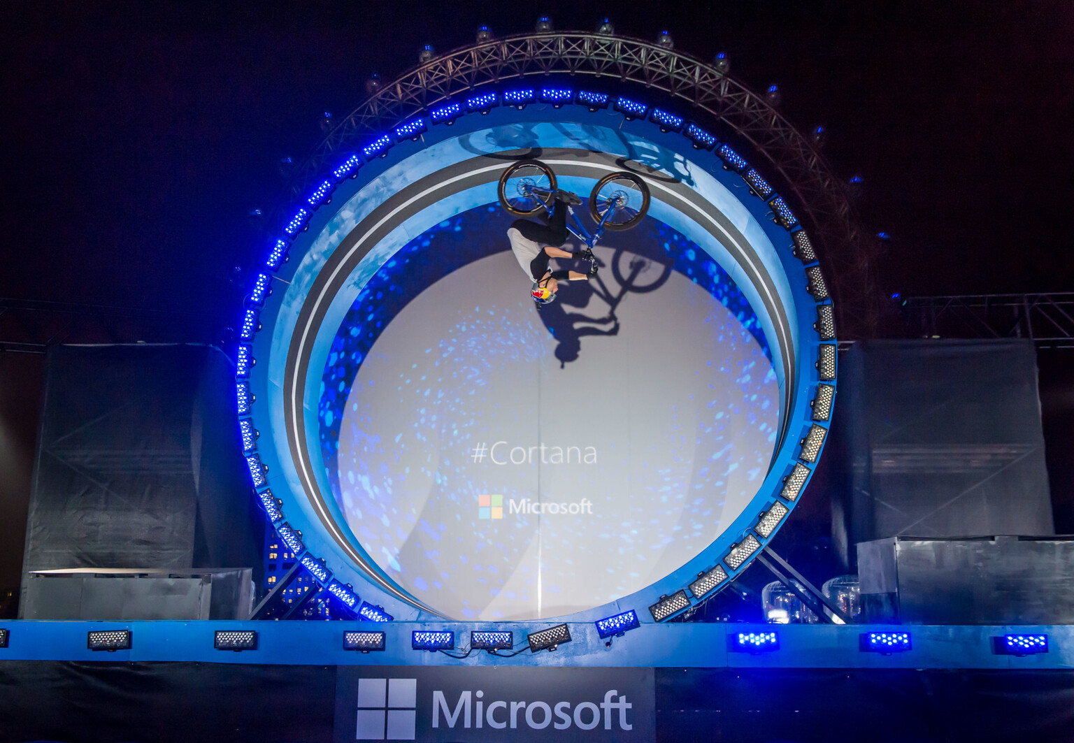Cortana helped Danny MacAskill pull off a loop on the Thames... apparently