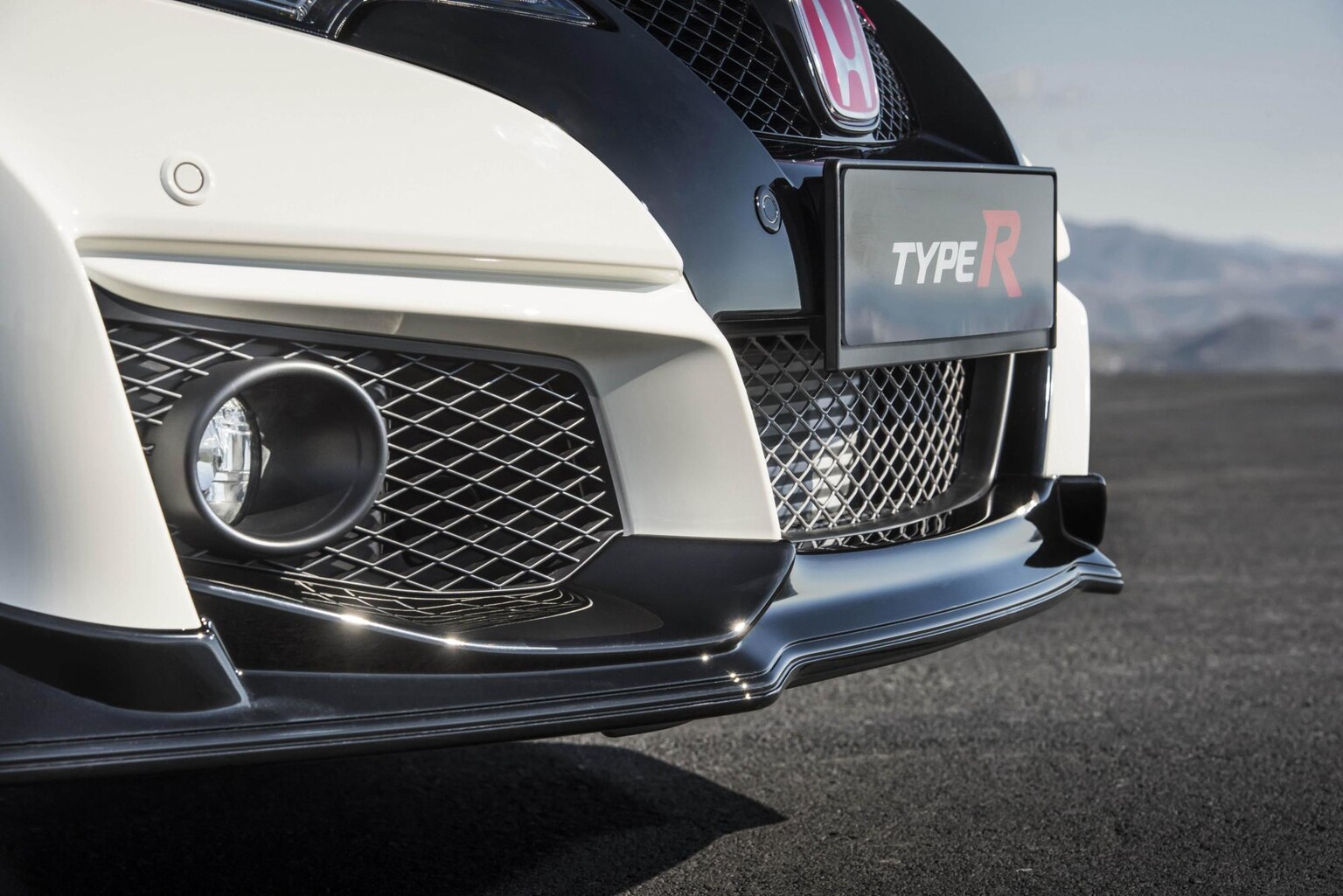 New Honda Civic Type R promises 167mph top speed