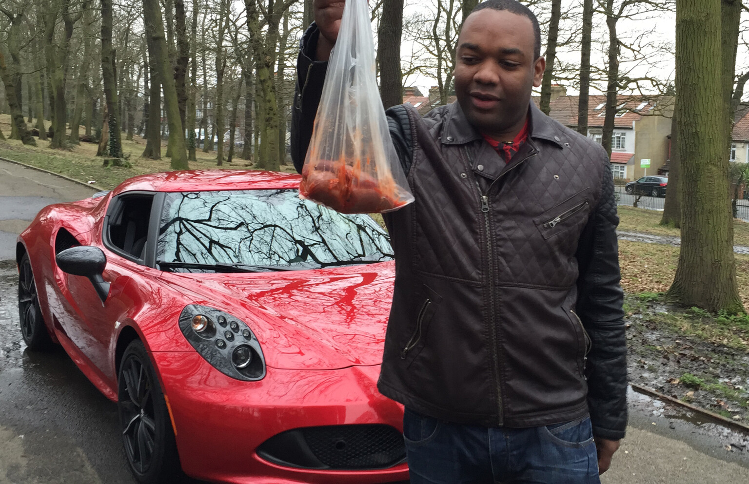 Alfa Romeo 4C video review: You'd sell your kidneys for one