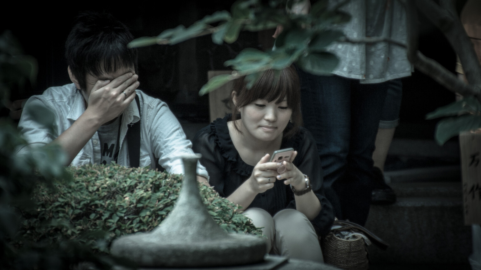 Your mobile phone is spying on you (here's how to stop it)
