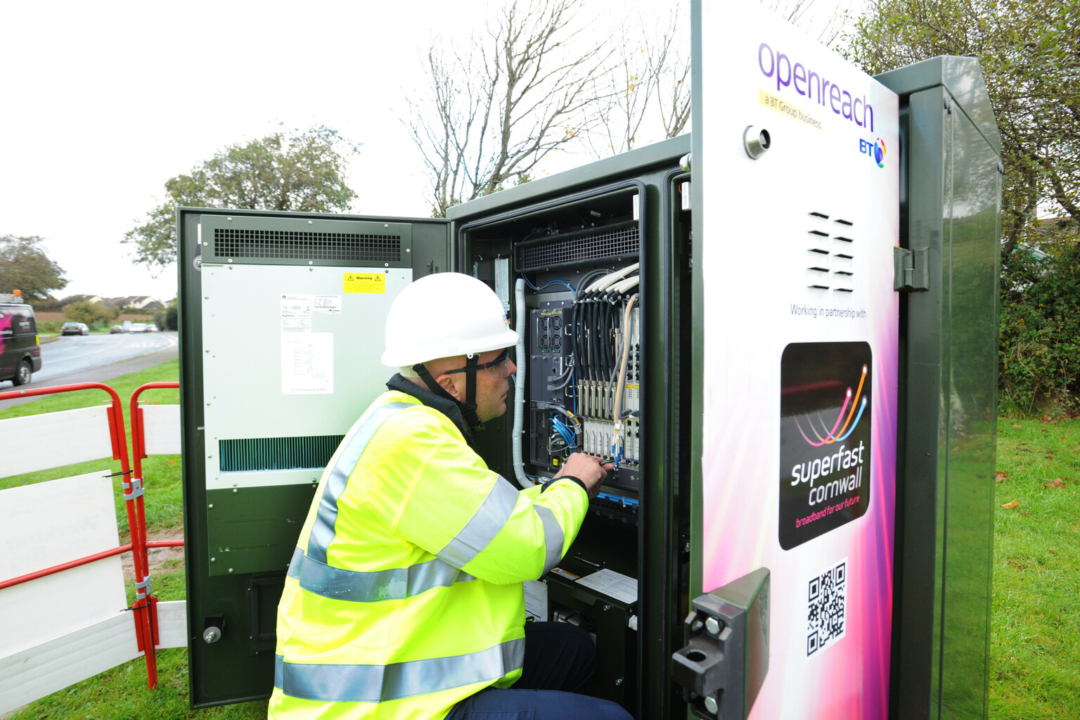 Onlincolnshire extends superfast rural broadband to 89 per cent with extra cash