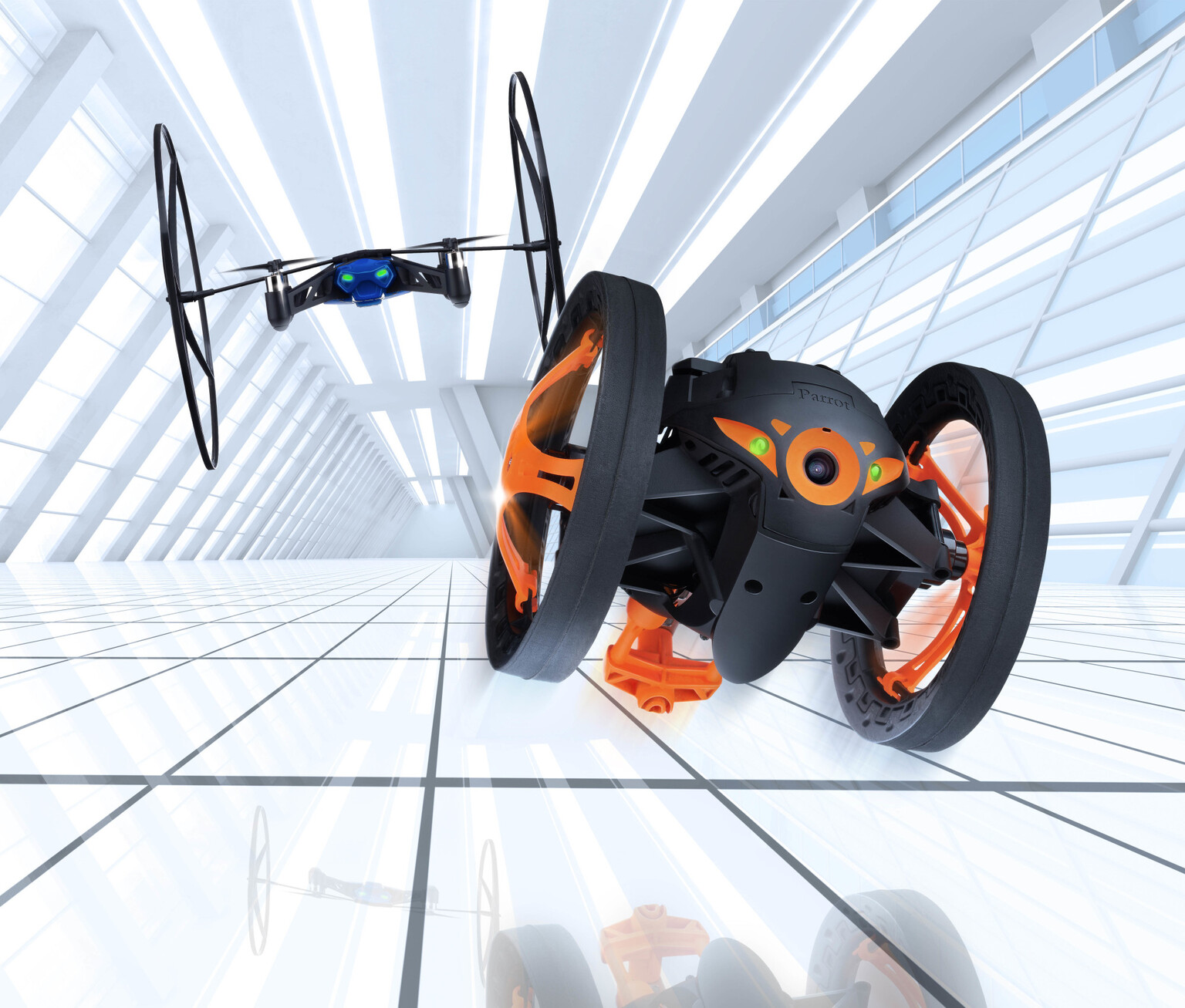 VIDEO: Parrot reveals flying MiniDrone and 'robo-insect' Jumping Sumo at CES