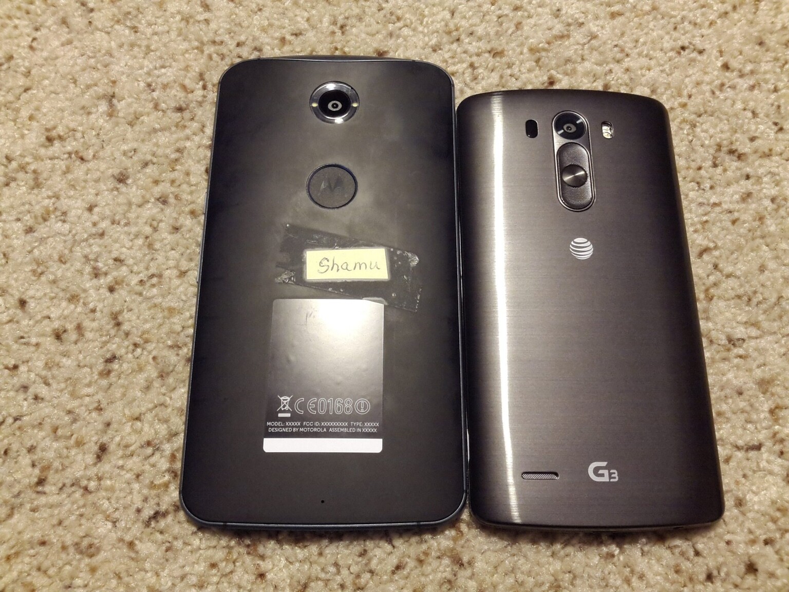 Google Nexus 6 ‘Shamu’ leaks in photo. It’s a Motorola phablet