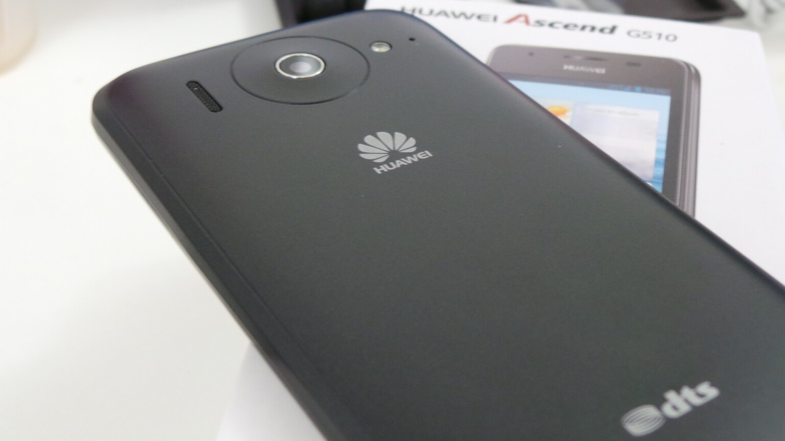 Huawei Ascend G510 unboxing video