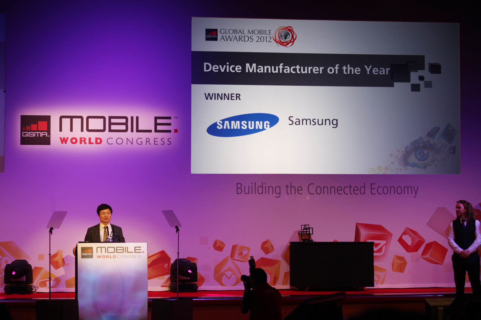 Samsung clean up at MWC awards