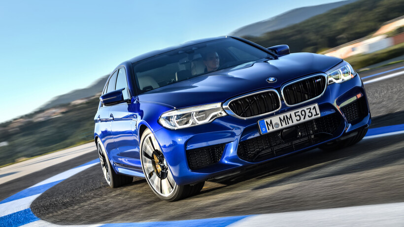 2018 BMW M5 F90 twin-turbo V8