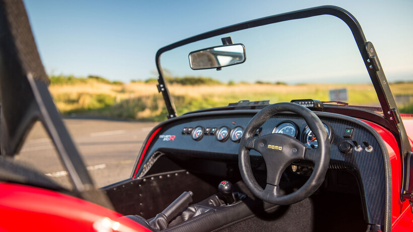Caterham 310R vs 310S interior