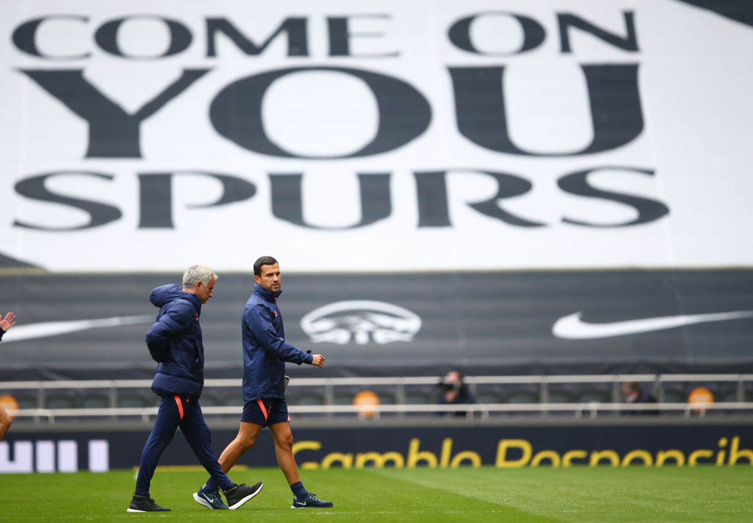 How to stream All or Nothing: Tottenham Hotspur – Watch the latest episodes online