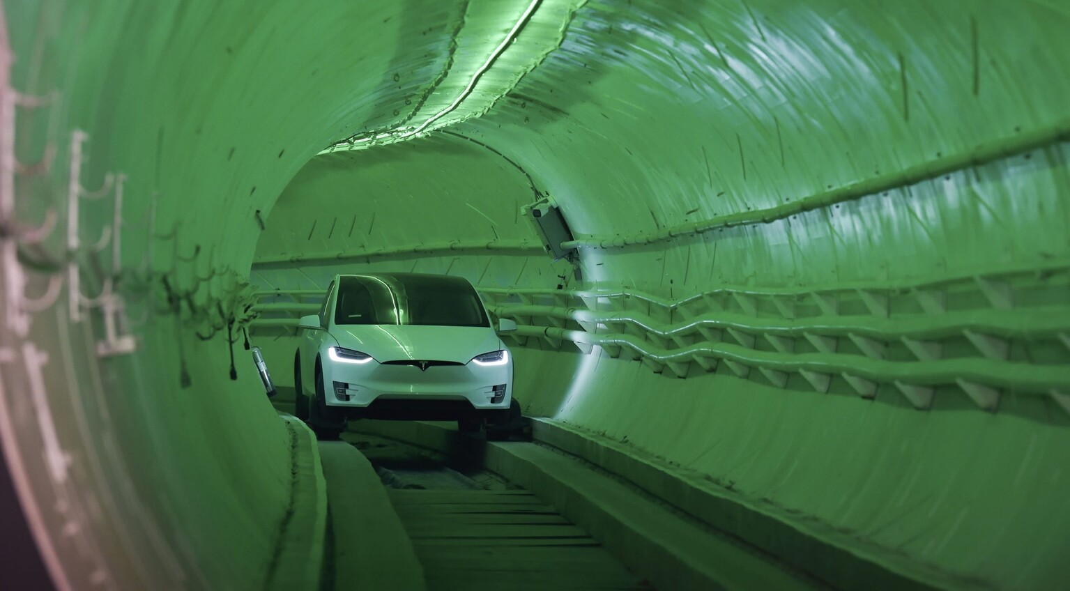 Elon Musk's public transport plan seems to be going down the tubes