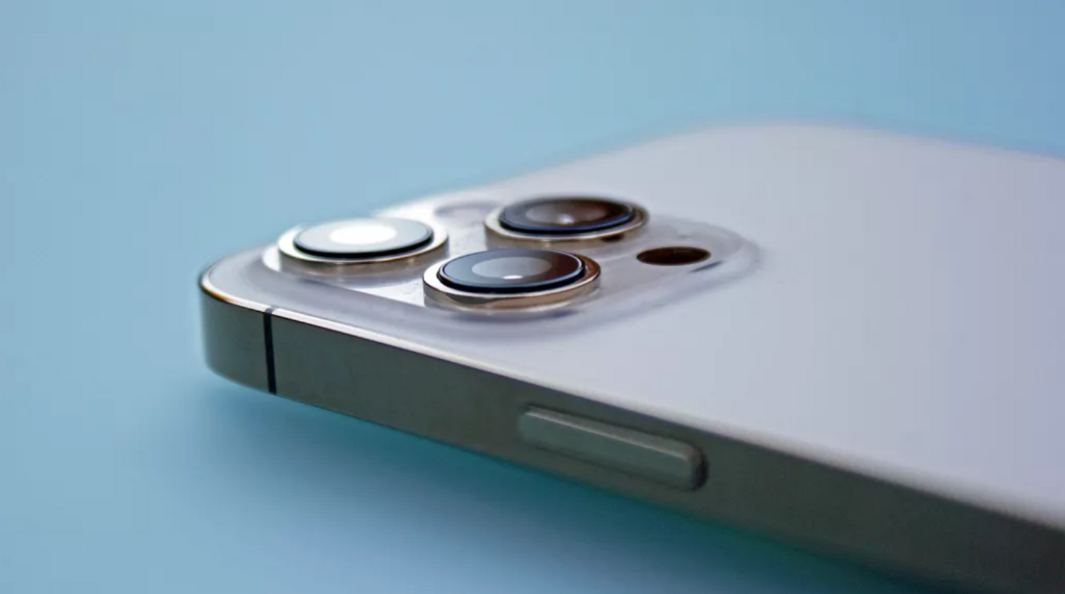 iPhone 13 Pro leak shows off a classy new design